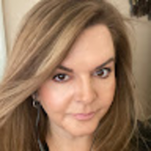 Meet your Posher, Patricia - Picture 1 of 1